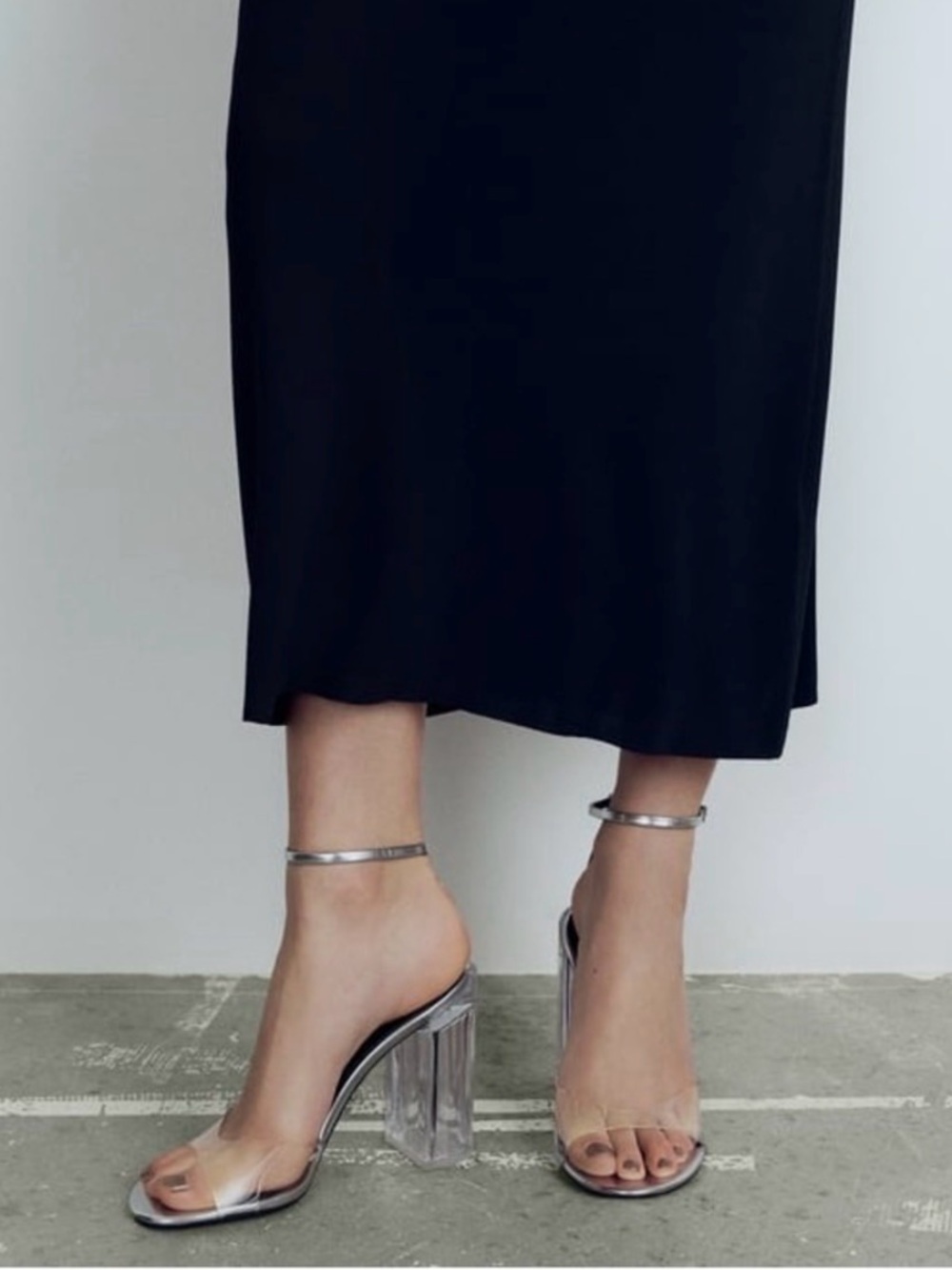 ✨ Zara Silver Metallic Sandals with Clear Block Heel - Size 37 ✨